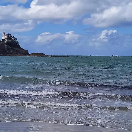 Full Sea View With Direct Access Apartment
