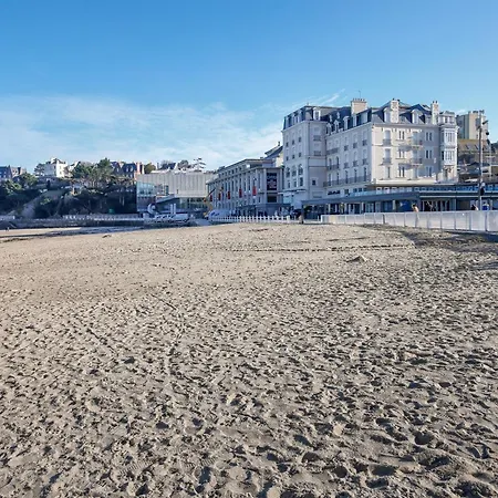 Full Sea View With Direct Access Apartment